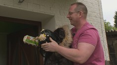 Velká bitka ve Výměně: Věčně opilý Péťa rozbil o náhradní ženu několik vajec