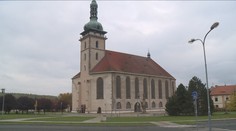 Výročí malého technického zázraku. Připomeňte si stěhování ohromného kostela
