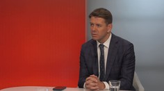 Rvačky do politiky nepatří. Nejsme na tom tak zle jako Slováci, řekl Skopeček