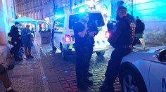 Taxikář zaútočil na pražské zastupitele. Měl je polít smrdutou tekutinou