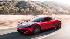Tesla představila nejrychlejší auto na světě, ujede 1000 kilometrů!