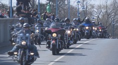 Velkolepé zahájení sezóny: Do Poděbrad se sjelo 6 tisíc motorek