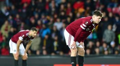 Divočina na Letné. Sparta vstřelila Lyonu tři góly, přesto prohrála
