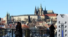 Teplé počasí vydrží, teploty pod nulu klesnou nejdříve o víkendu