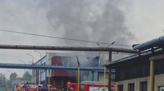 Na Přerovsku hořela rozvodna. Požár hasili několik hodin, obešel se bez zranění