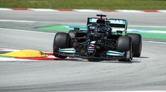 Hamilton opět ovládl kvalifikaci a posté vystartuje z pole position