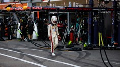 Zkáza Leclerca na domácí trati. Po nehodě svému týmu drsně vynadal