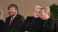 Zeman rozdal vyznamenání a spustil lavinu kritiky mezi umělci! 