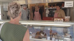 Inspektoři začali s kontrolami farmářských trhů. Rozdali i první pokuty
