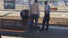 Svědectví z vlaku: Průvodčí se zamkli, na střelce se vrhli cestující