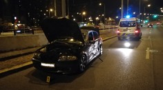 Řidič v BMW chtěl ujet strážníkům, po nehodě skončil v poutech