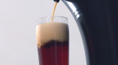 Kouzelná pípa. Natočí vám pivo z lahve nebo z plechovky