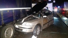 Na D1 se tvořily kolony. Osobní auto narazilo do nákladního