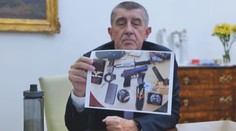 Útočník šel za Babišem s pistolí a nožem. Policie zveřejnila podrobnosti