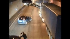 To je snad možné jen v Česku! Opilec v luxusním autě dostal menší pokutu než "strejda s vozíkem"