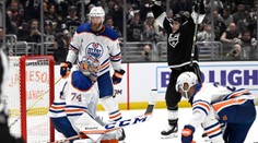 Oilers cítí křivdu. Sudí zvláštně vylučovali, pak uznali nejspíše neregulérní gól