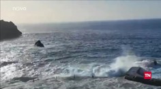 Detaily tragédie na Tenerife. Vlna zabila maminku se synem, dcera je v nemocnici