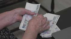 Důchodkyni měla zlodějka ukrást z kabelky stovky tisíc. Hned je začala utrácet