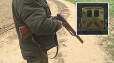 Myslivec si připravoval zbraň na lov, omylem střelil kolegu do zad