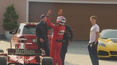 Řidič formule z D4 chce na policii podat žalobu. Hrozí mu zákaz řízení a pokuta