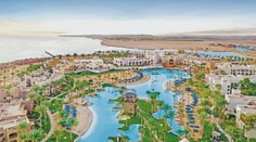 Tipy na cestování: Koncert v hotelu, vesnice mimo civilizaci a oblíbená restaurace Arnolda Schwarzeneggera