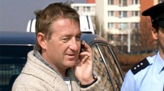 Janoušek nabízí sražené ženě mnohonásobně víc, než určili lékaři