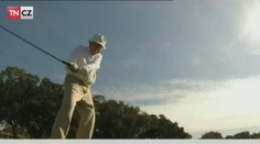 Kouzelný stařík! Je mu 103 let a válí v golfu. Zahrál hole in one