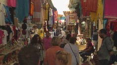 Ráj pro turisty, kde svítí slunce 320 dní v roce. Tamní trhovci Čechy milují
