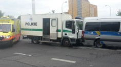 Byla to epilepsie, uzavřel GIBS hromadnou nehodu policejních aut