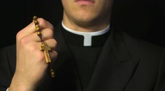 Ozbrojení lupiči svázali v klášteře mnichy a požadovali cennosti
