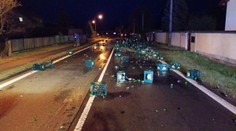 Noční můra každého pivaře. Kamion na Chrudimsku vysypal stovky piv