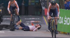 Hororová nehoda nizozemské cyklistky. V časovce upadla a zlomila si loket