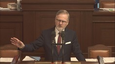 Interpelace ve Sněmovně: Hnůj není vhodný protest, řekl Fiala