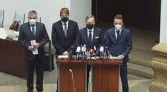 Válek: Testování ve školách i firmách skončí v únoru, další opatření v březnu