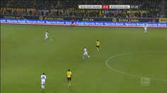 Moment k zešílení! Fotbalista si dal vlastní gól z 50 metrů