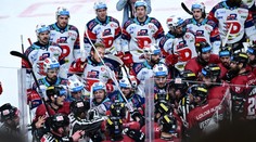 Sparta vs. Pardubice, další díl. Nevole proti Dědkovi? Do oleje přilévá i Petr Nedvěd