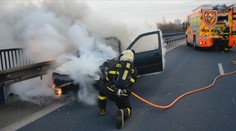Kvůli technickým závadám hoří auta. Problémy můžete poznat dřív