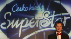 Zaujal více vzhledem než zpěvem. Jak dnes žije Julián Záhorovský