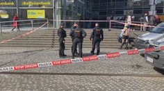 Brutální útok v Praze. Pobodaný muž je ve vážném stavu, podezřelého policie dopadla