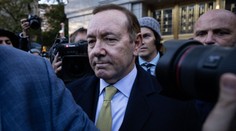 Oscarový herec Spacey podle soudu mladíka sexuálně neobtěžoval