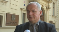 Omezte rodinné oslavy. Prymula šokuje svými kontroverzními výroky