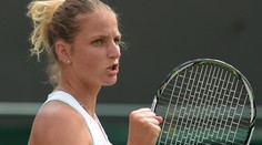 Čechům se ve středu nevedlo, postupují Šafářová a Strýcová