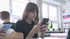 Na Slovensku vznikne nový zákon, který zakáže mobily ve školách