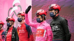 Cyklistické Giro klátí covid. Po lídrovi musí odstoupit i dva Češi