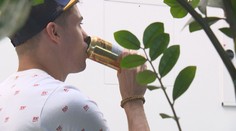 Děti méně pijí alkohol, zato víc energeťáky! Hrozí selhání srdce