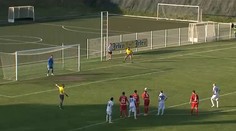 VIDEO: NEJHORŠÍ penalta všech dob! Fotbalista ze sebe udělal ŠAŠKA