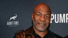 Boxer Tyson opět neudržel nervy. Měl napadnout fanouška v letadle