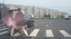 VIDEO: Mladíka unesli na ulici za bílého dne! Skončil v kufru auta