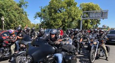 Tisíce harleyů rozbouřily Prahu! VIDEO ze spanilé jízdy centrem