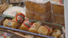 V Olomouci se koná tvarůžkový festival. Pochoutka slaví už 150 let